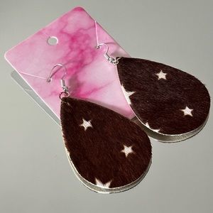 Faux fur star earrings